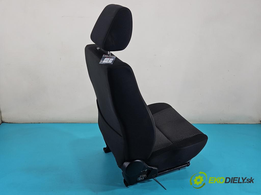 Suzuki Grand Vitara II 2005-2014 2.0 16V 140 HP manual 103 kW 1995 cm3 5- Sedačka ľavý (Sedadlo)