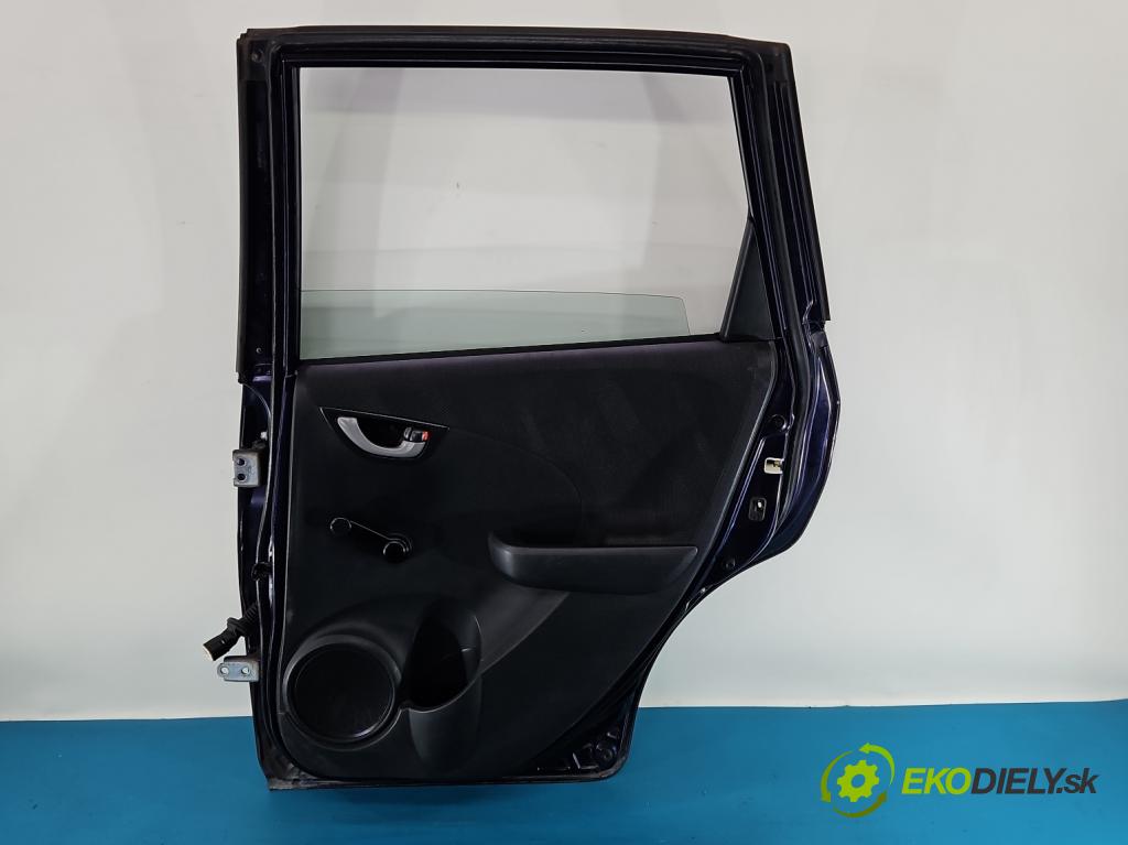 Honda Jazz III 2008-2014 1.3 16V 99 hp manual 73 kW 1339 cm3 5- dveře zadní pravé  (Klika dveří ostatní)