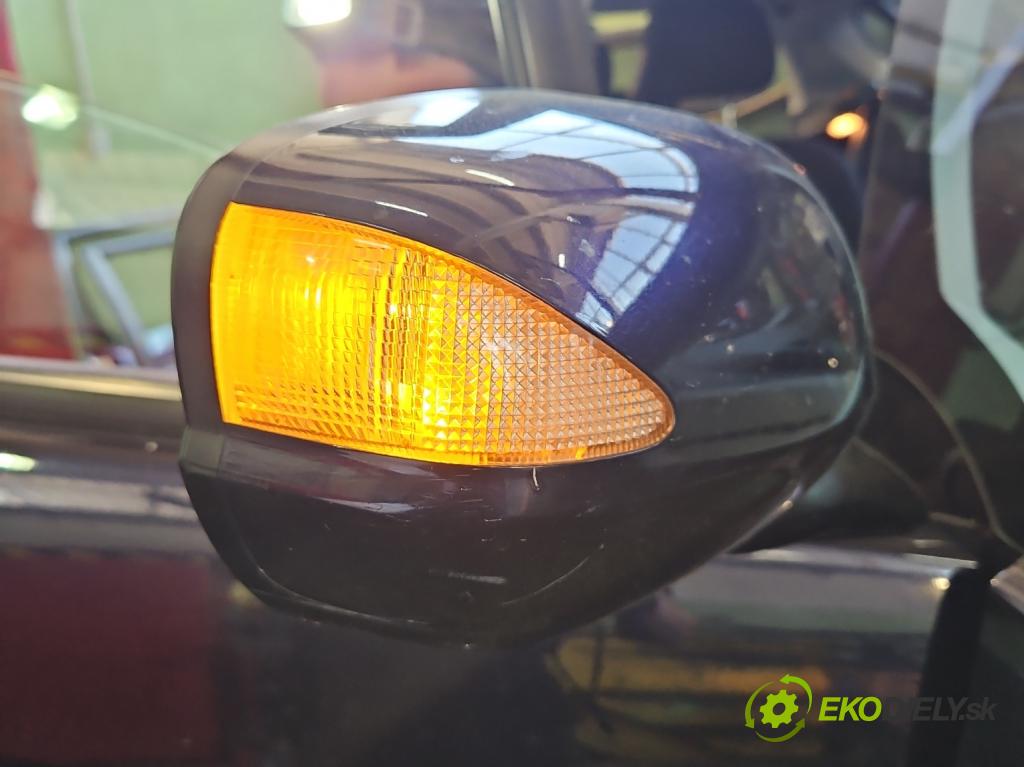 Honda Jazz III 2008-2014 1.3 16V 99 hp manual 73 kW 1339 cm3 5- zpětné zrcátko pravé  (Klika dveří ostatní)