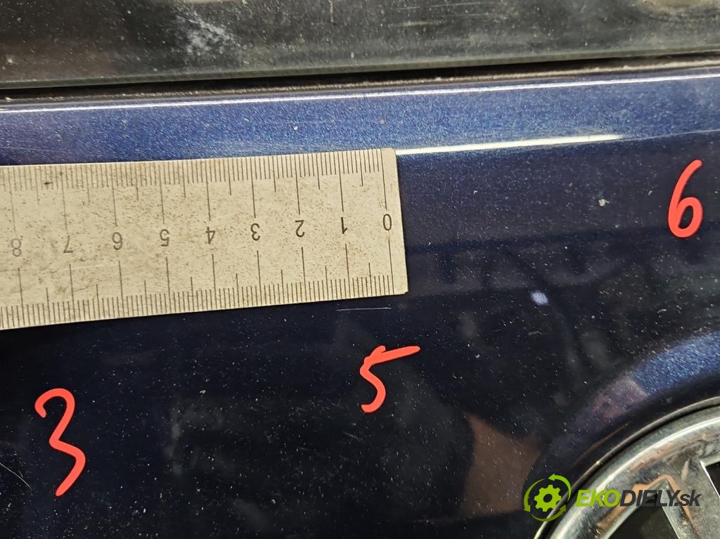 Vw Passat B7 2010-2014 2.0 tdi 140 hp automatic 103 kW 1968 cm3 5- zadní kufrové dveře  (Zadní kapota (kufr))