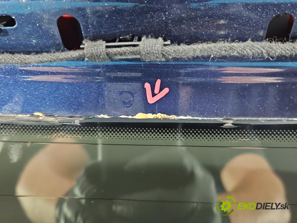 Vw Passat B7 2010-2014 2.0 tdi 140 hp automatic 103 kW 1968 cm3 5- zadní kufrové dveře  (Zadní kapota (kufr))