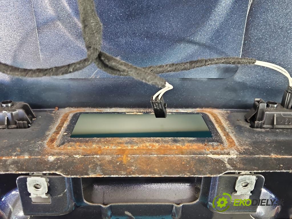 Vw Passat B7 2010-2014 2.0 tdi 140 hp automatic 103 kW 1968 cm3 5- zadní kufrové dveře  (Zadní kapota (kufr))