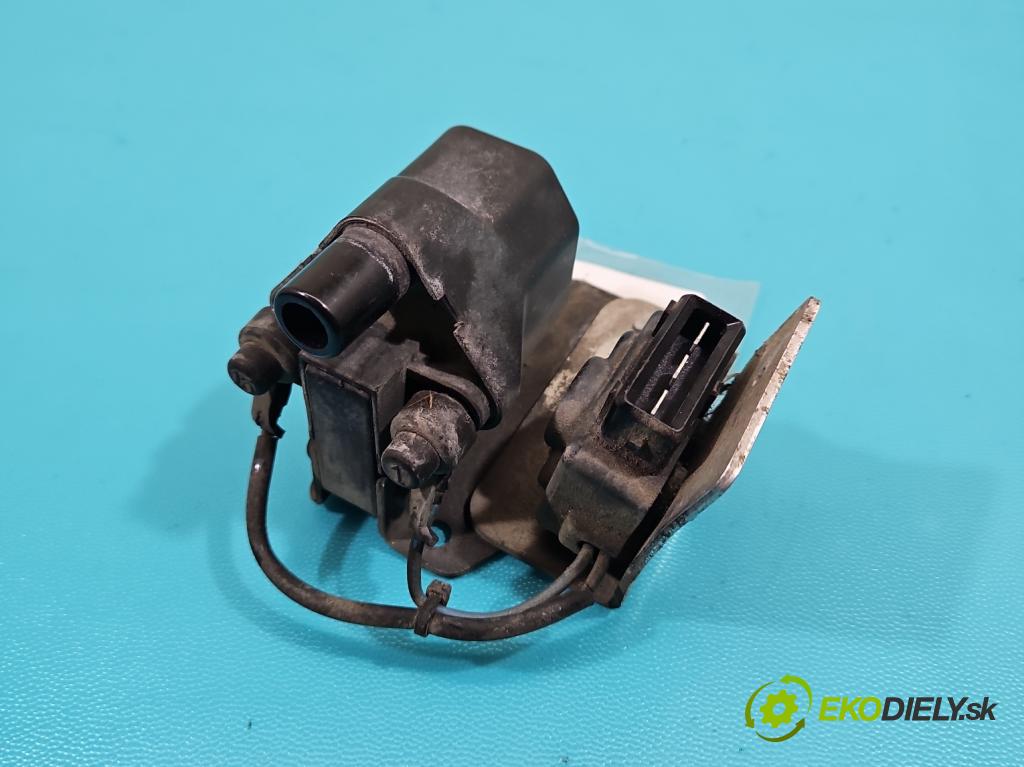 Audi 80 B4 1991-1994 2.0 90 HP manual 66 kW 1984 cm3 4- cievka zapaľovacia  (Zapaľovacia cievka)