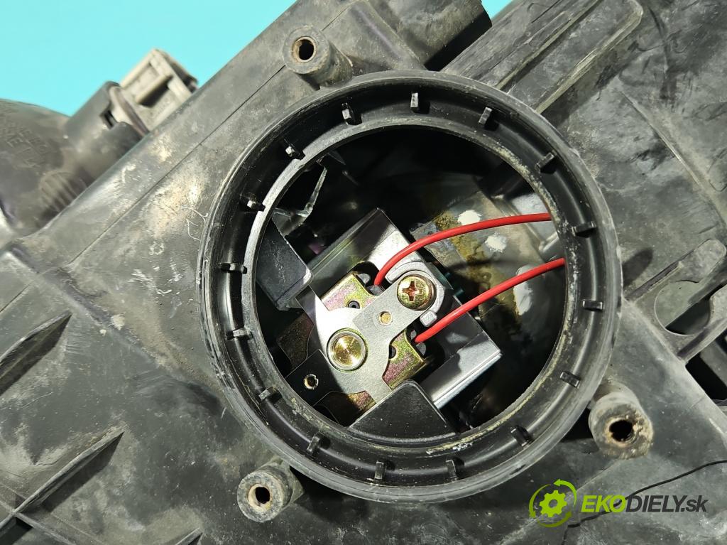 Infiniti FX I 2003-2008 3.5 V6 280KM: automatic 206 kW 3498 cm3 5- Reflektor: pravý (Svetlo predné pravé)