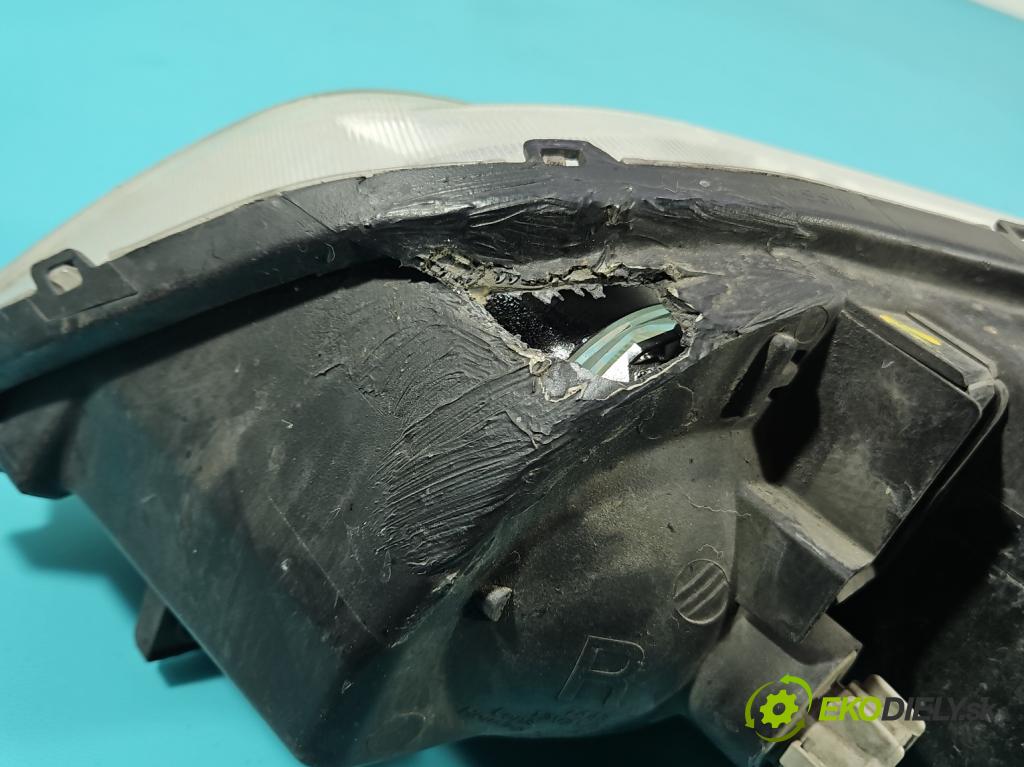 Infiniti FX I 2003-2008 3.5 V6 280KM: automatic 206 kW 3498 cm3 5- Reflektor: pravý (Svetlo predné pravé)