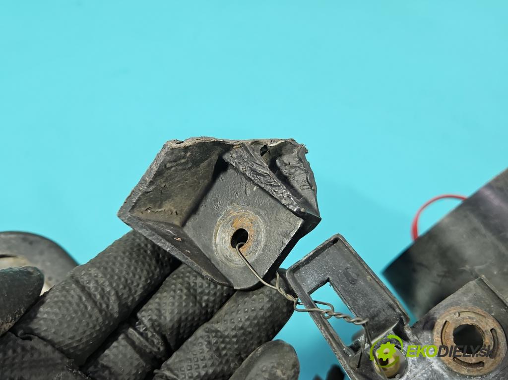 Infiniti FX I 2003-2008 3.5 V6 280KM: automatic 206 kW 3498 cm3 5- Reflektor: pravý (Svetlo predné pravé)