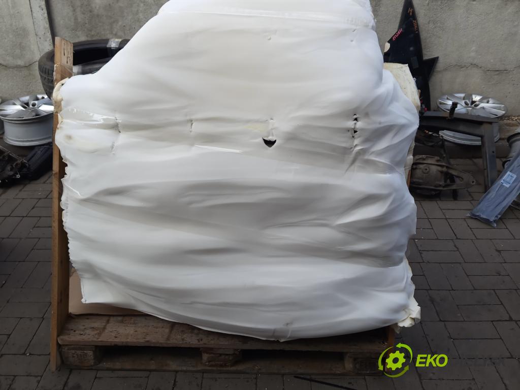 Ford Focus Mk2 2004-2011 1.6 tdci 90 hp manual 66 kW 1560 cm3 5- dveře zadní pravé  (Klika dveří ostatní)