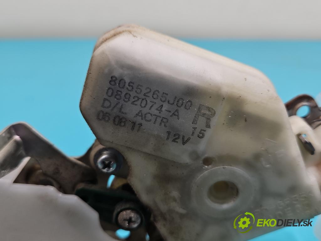 Suzuki Grand Vitara II 2005-2014 2.0 16V 140 hp manual 103 kW 1995 cm3 5- zámek kufrových dveří zadní 8055265J00
