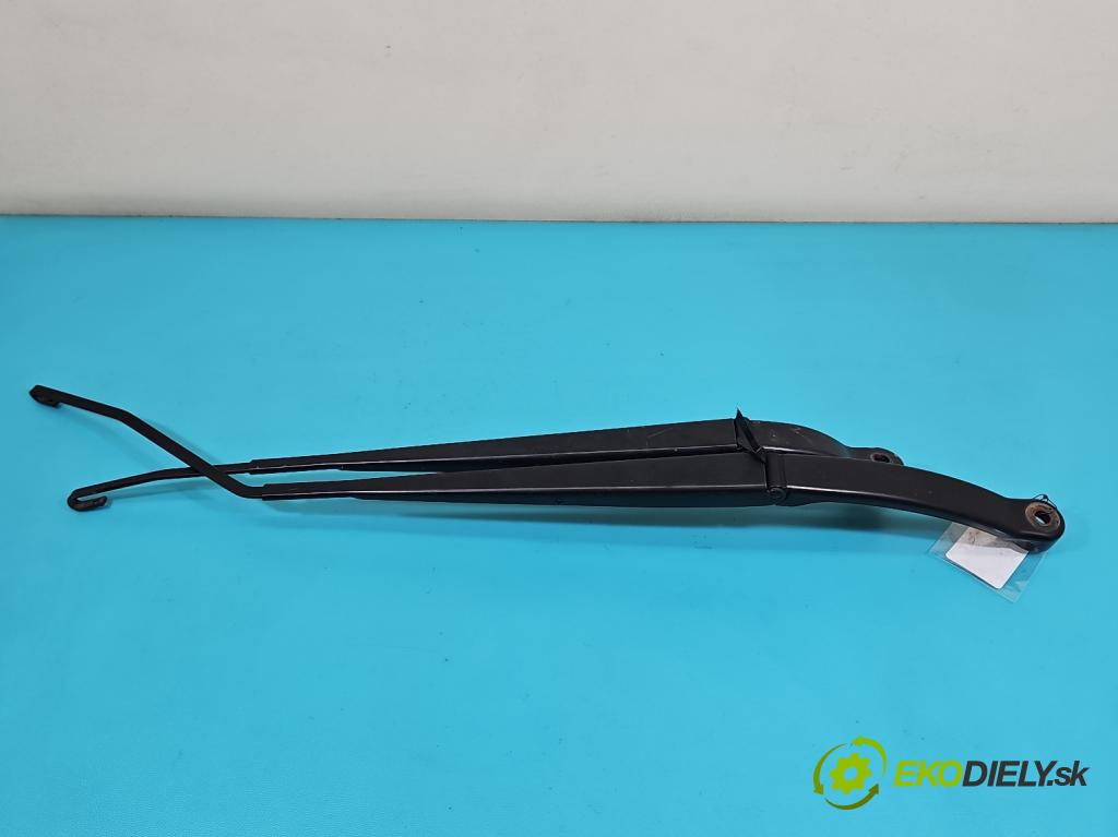 Honda Jazz III 2008-2014 1.3 16V 99 hp manual 73 kW 1339 cm3 5- rameno stěrače přední komplet