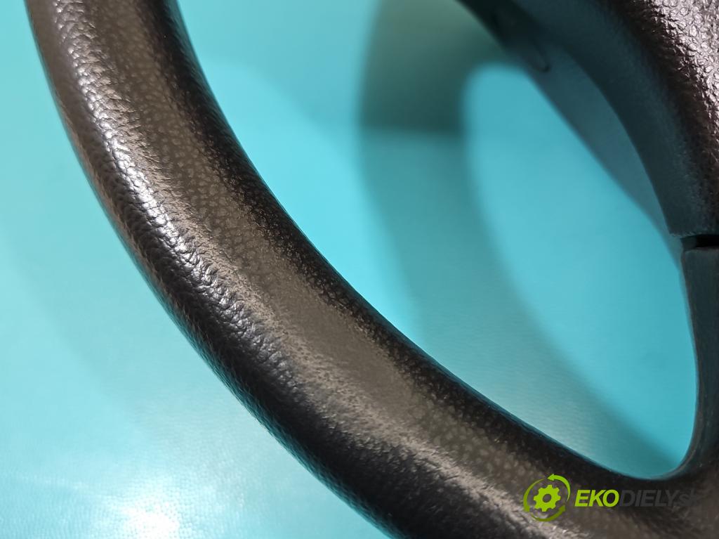 Suzuki Grand Vitara II 2005-2014 2.0 16V 140 HP manual 103 kW 1995 cm3 5- volant  (Volant)