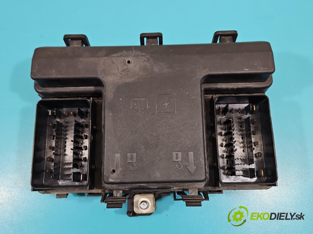 Ford S-max II 15-23 2.0 tdci 150 hp automatic 110 kW 1995 cm3 5- skříňka pojistková K2GT14D066EA02 (Pojistková skříňka)