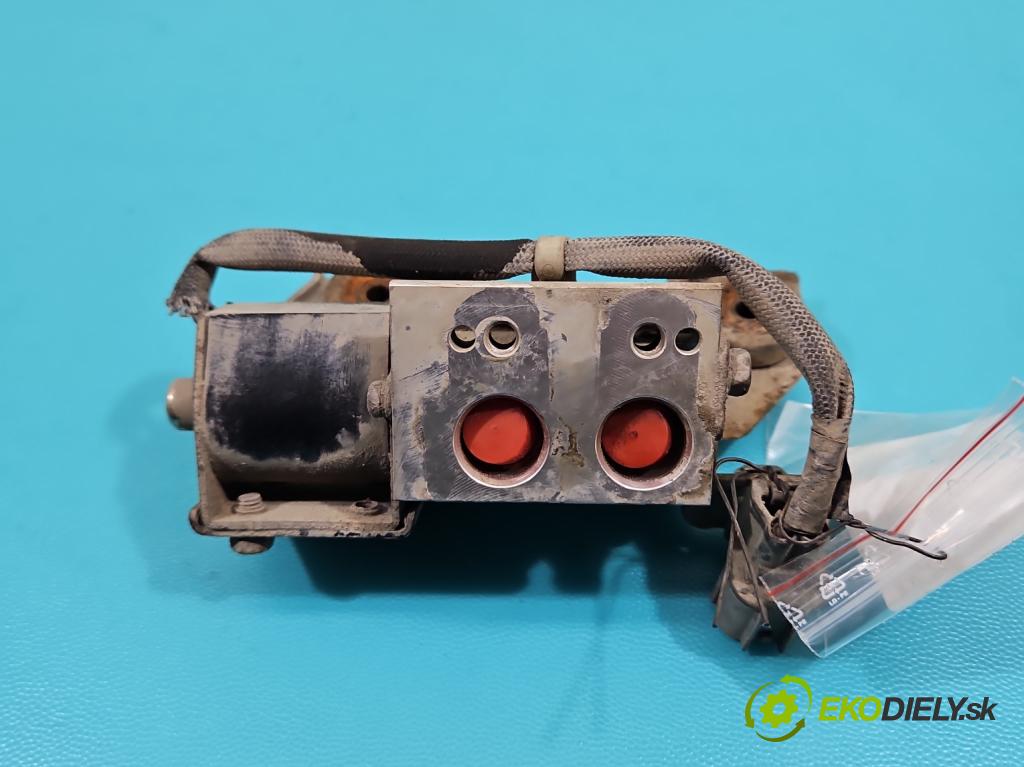 Honda CR-V II 2001-2006 2.2 i-CTDi 140 HP manual 103 kW 2204 cm3 5- ventil rozšírenie: klimatizácie 