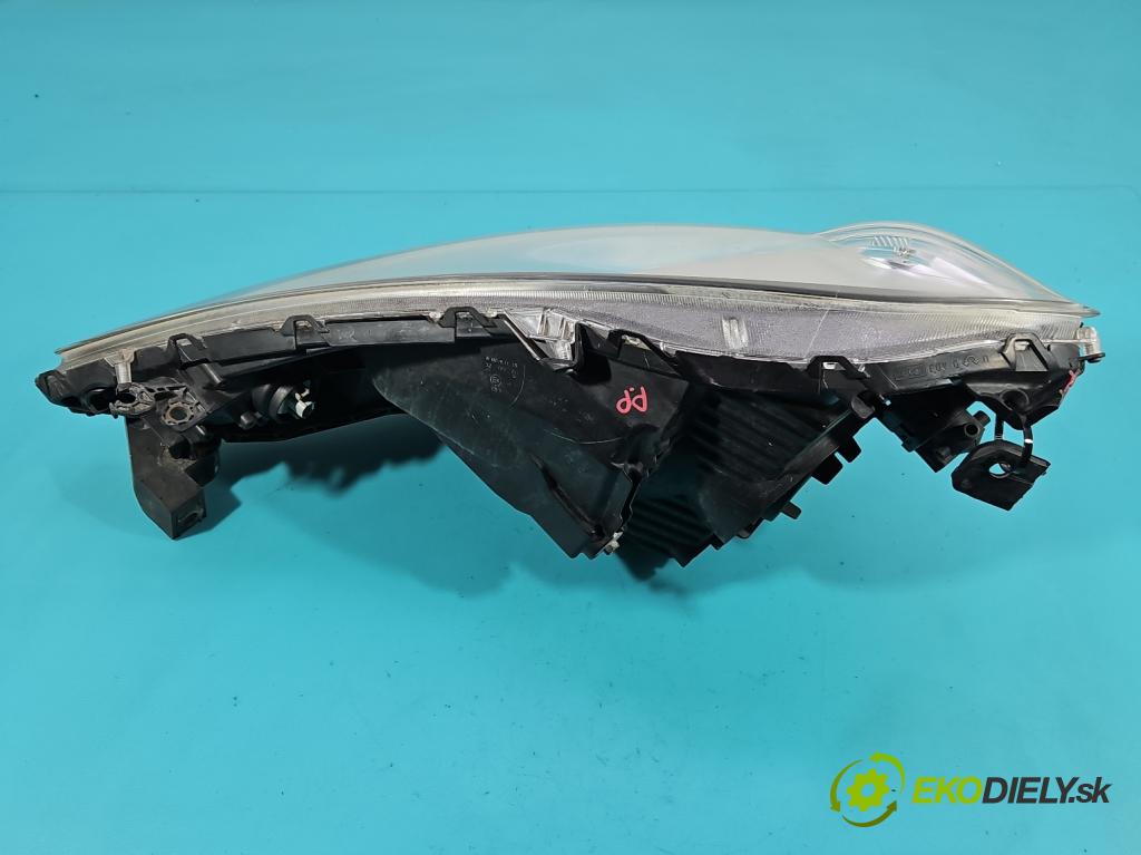 Honda Jazz III 2008-2014 1.3 16V 99 HP manual 73 kW 1339 cm3 5- Reflektor: pravý  (Svetlo predné pravé)