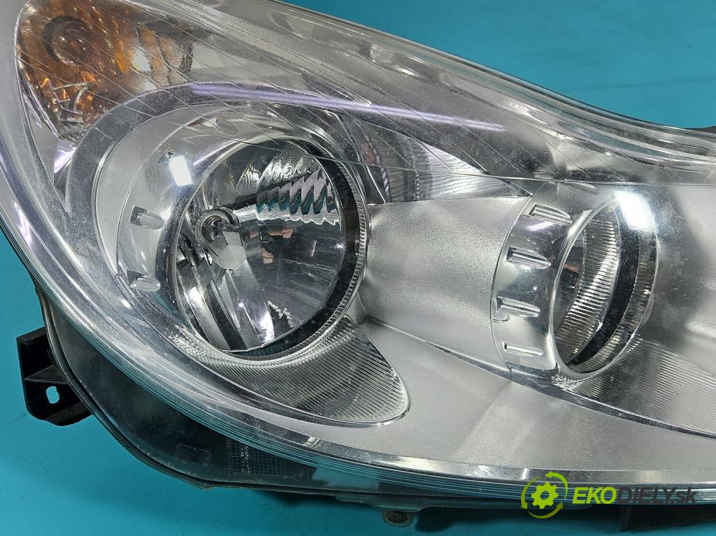 Opel Corsa D 2006-2014 1.2 16V 80 HP manual 59 kW 1229 cm3 5- Reflektor: pravý 13186382 (Svetlo predné pravé)