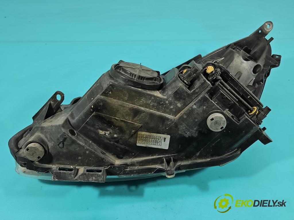 Opel Corsa D 2006-2014 1.2 16V 80 HP manual 59 kW 1229 cm3 5- Reflektor: pravý 13186382 (Svetlo predné pravé)