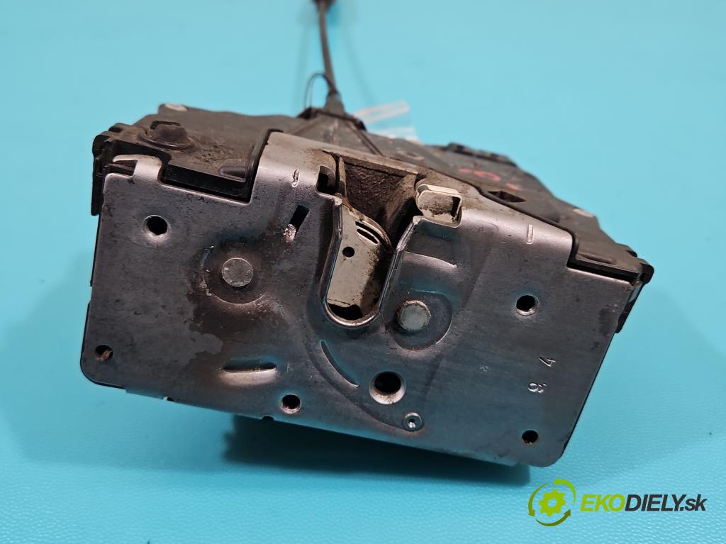 Opel Corsa D 2006-2014 1.2 16V 80 hp manual 59 kW 1229 cm3 5- zámek zadní pravý 13258267