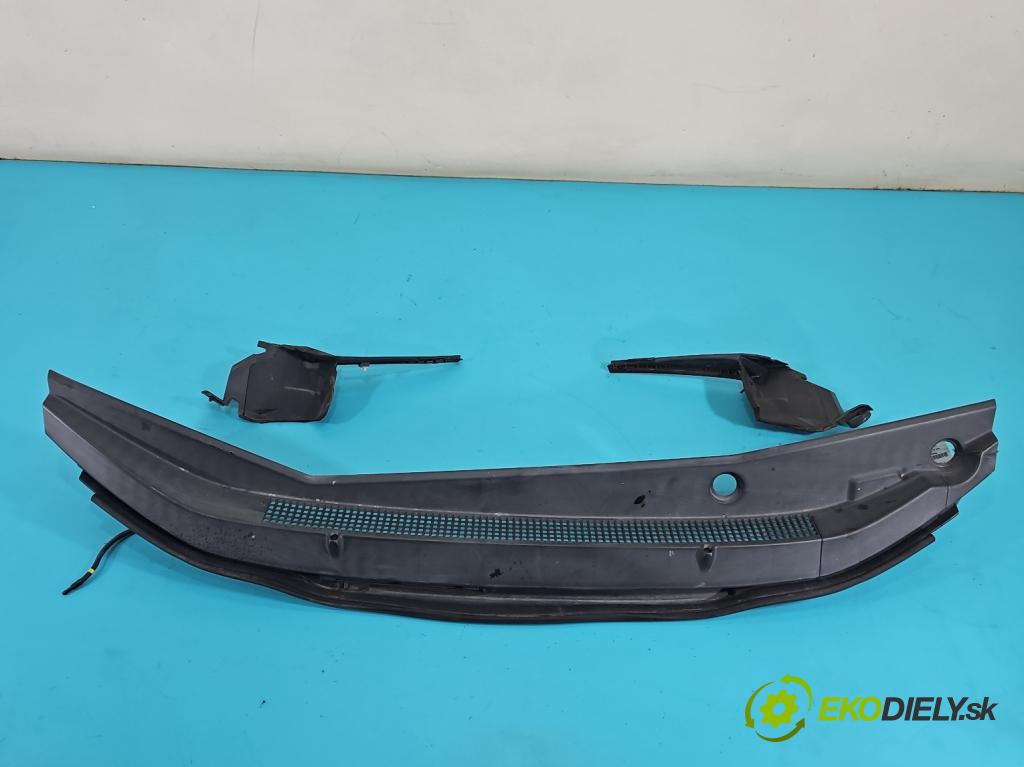 Honda Jazz III 2008-2014 1.3 16V 99 hp manual 73 kW 1339 cm3 5- torpédo 74200-TF0-G0-50 (Plast pod čelním sklem)