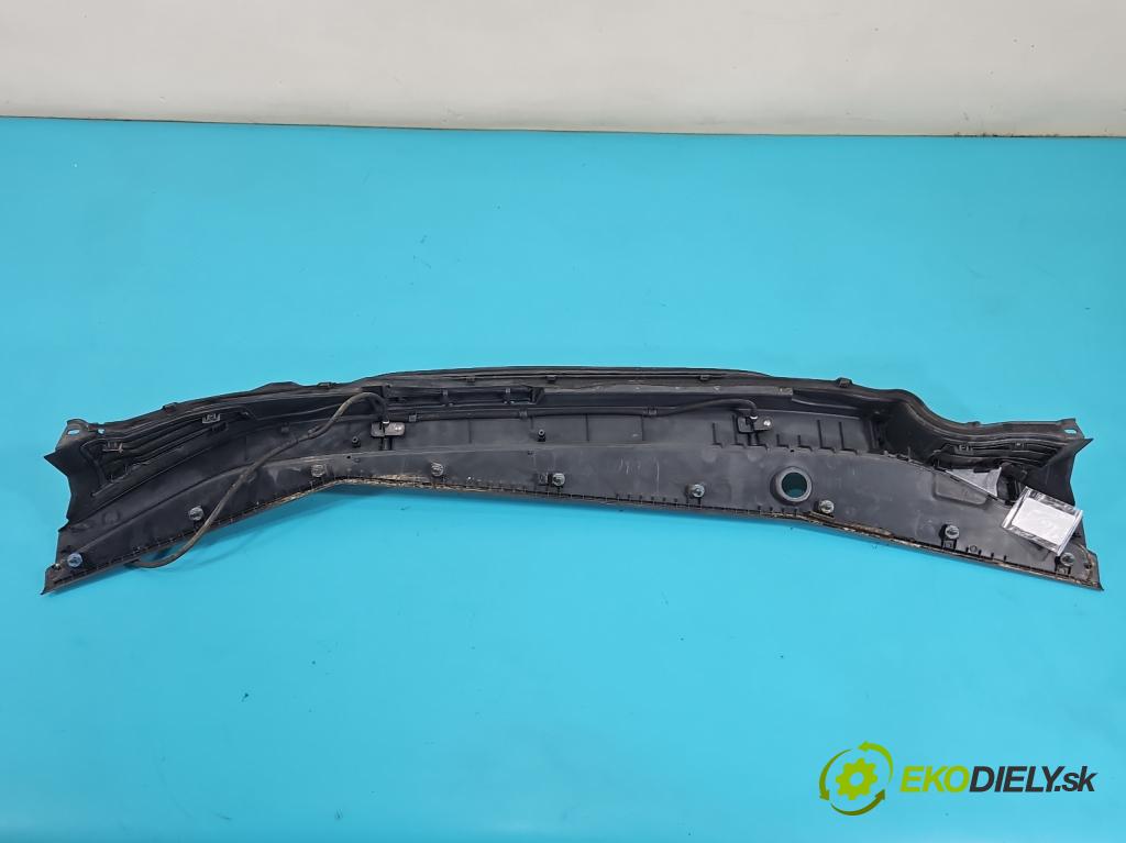 Honda Jazz III 2008-2014 1.3 16V 99 hp manual 73 kW 1339 cm3 5- torpédo 74200-TF0-G0-50 (Plast pod čelním sklem)