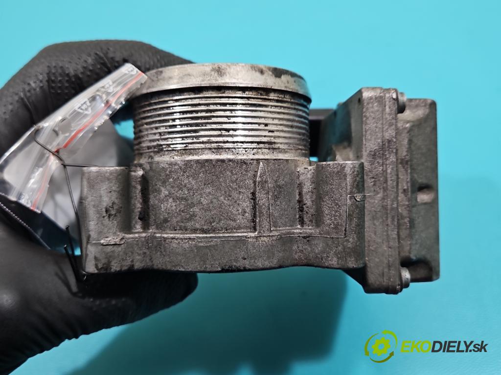 Audi A5 8T 2007-2016 3.0 tdi V6 239KM manual 176 kW 2967 cm3 2- klapka 4E0145950D (Škrtiaca klapka)