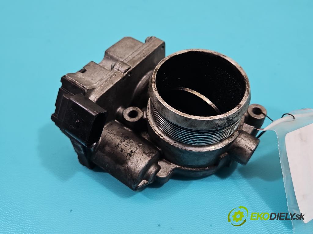 Audi A5 8T 2007-2016 3.0 tdi V6 239KM manual 176 kW 2967 cm3 2- klapka 4E0145950D (Škrtiaca klapka)