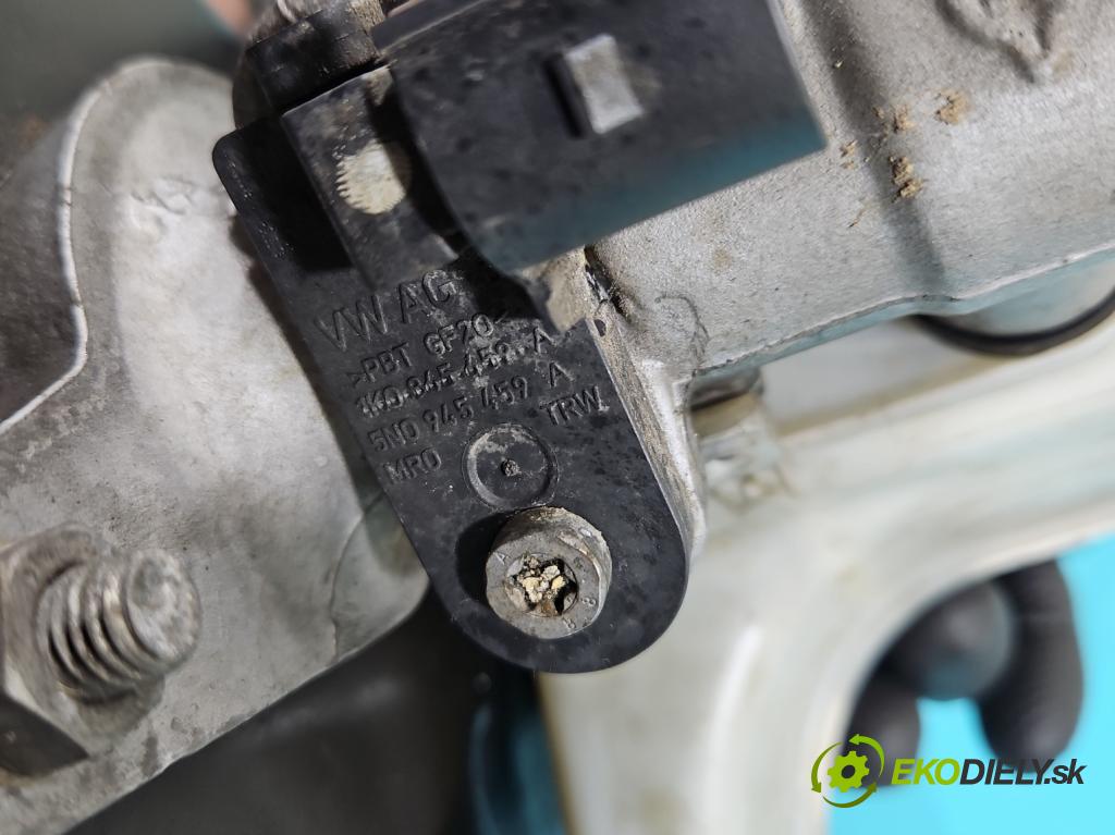 Vw Passat B7 2010-2014 2.0 tdi 140 hp automatic 103 kW 1968 cm3 5- servo posilovač 3C1614105AP