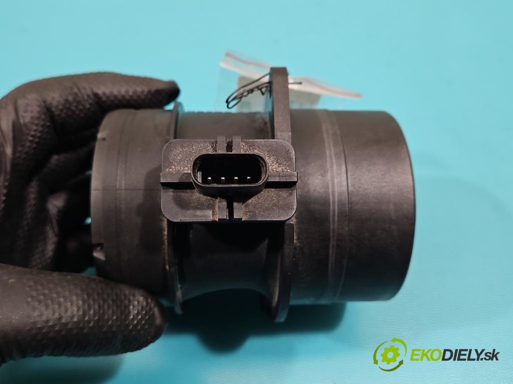 Vw Passat B7 2010-2014 2.0 tdi 140 HP automatic 103 kW 1968 cm3 5- průtokoměr: 0281002956 (Váha vzduchu)