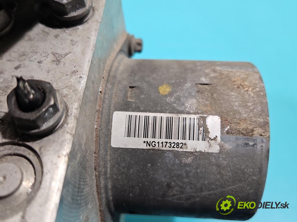 Vw Passat B7 2010-2014 2.0 tdi 140 HP automatic 103 kW 1968 cm3 5- čerpadlo abs 3AA614109AJ (Pumpa ABS)