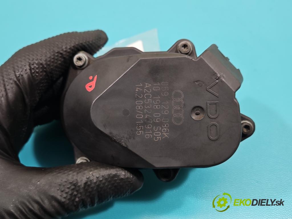 Audi A5 8T 2007-2016 3.0 tdi V6 239KM manual 176 kW 2967 cm3 2- Ovladač: klapky: kolektor 059129086K (Motorček ostatné)