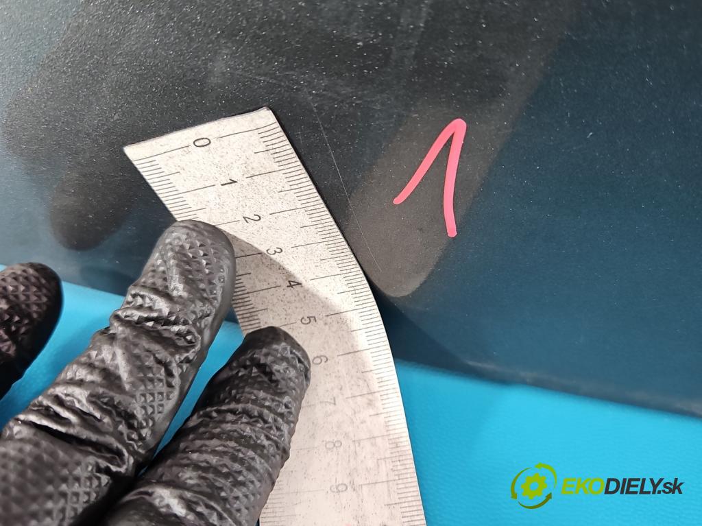 Toyota Corolla E12 2001-2009 2.0 D4D 90 hp manual 66 kW 1995 cm3 5- zadní kufrové dveře  (Zadní kapota (kufr))