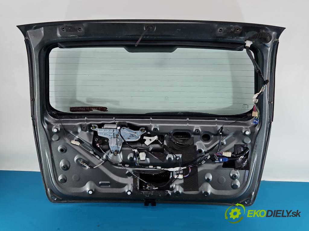 Toyota Corolla E12 2001-2009 2.0 D4D 90 hp manual 66 kW 1995 cm3 5- zadní kufrové dveře  (Zadní kapota (kufr))