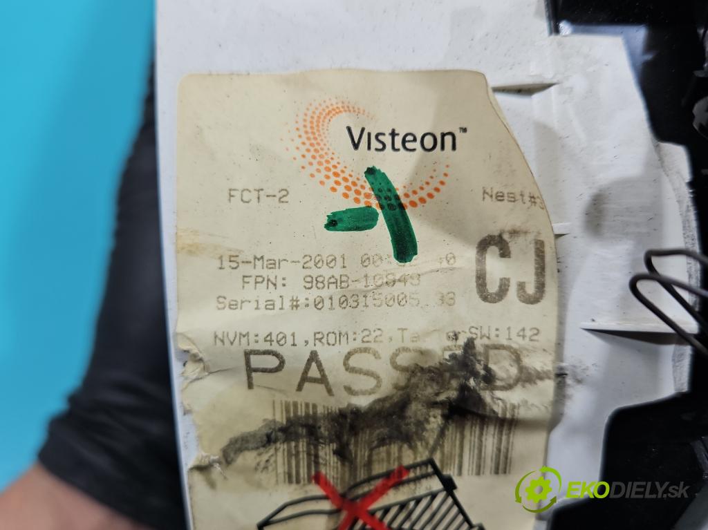 Ford Focus Mk1 1998-2004 1.6 16V 101 HP manual 74 kW 1596 cm3 5- prístrojovka/ budíky 98AP-10841-BC (Prístrojová doska)