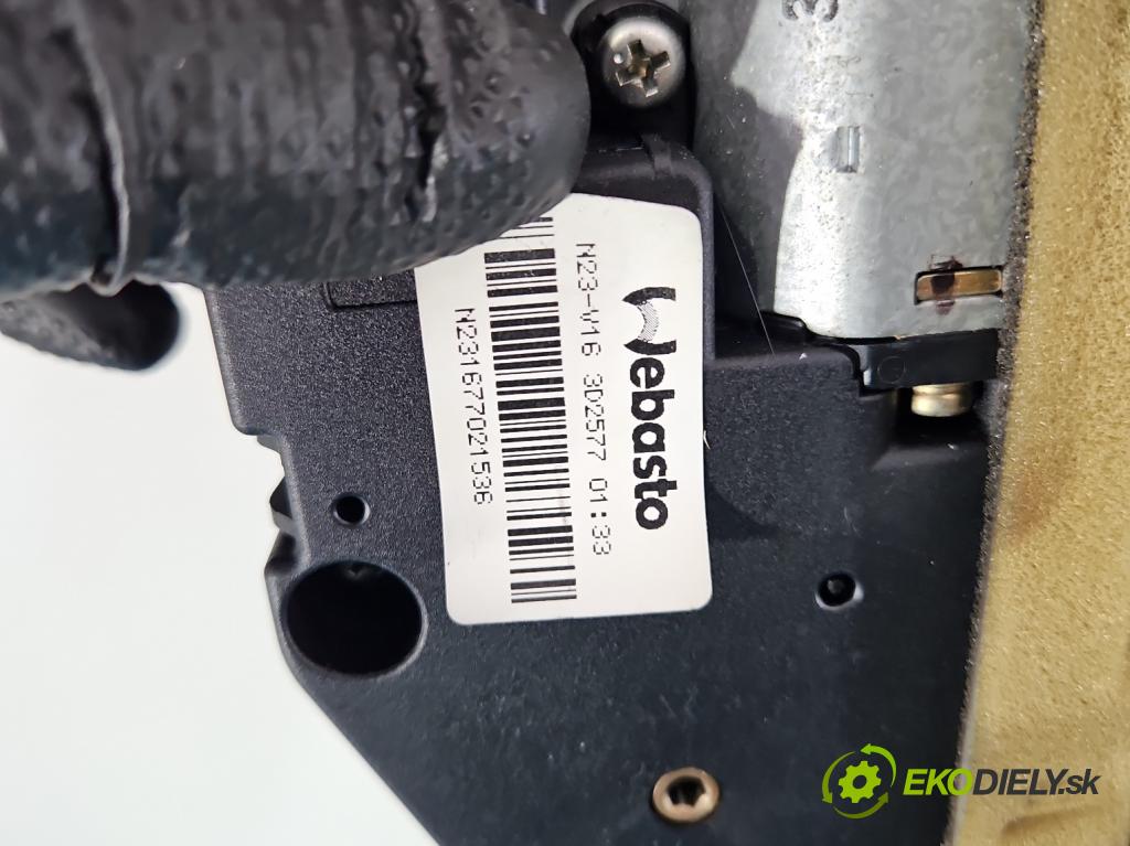 Infiniti FX I 2003-2008 3.5 V6 280KM: automatic 206 kW 3498 cm3 5- Střešní okno:  (Sklo karosérie)