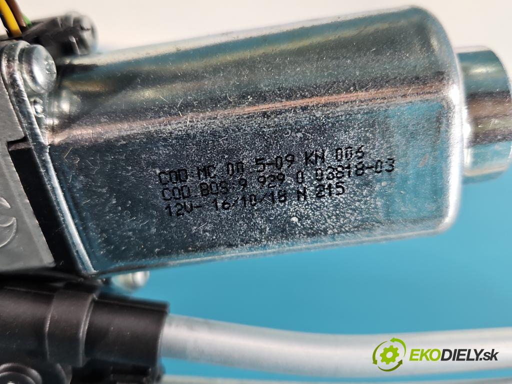 Ford S-max II 15-23 2.0 tdci 150 hp automatic 110 kW 1995 cm3 5- roleta  (Roleta zavazadlového prostoru)