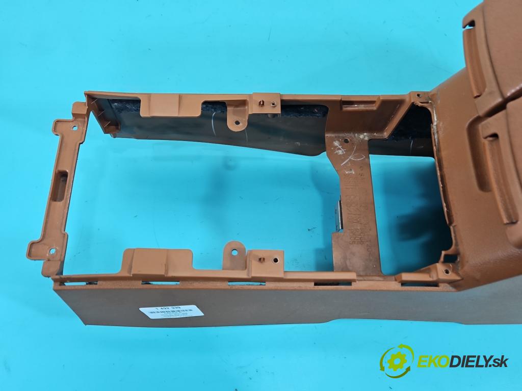 Infiniti FX I 2003-2008 3.5 V6 280KM: automatic 206 kW 3498 cm3 5- operadlo 96911CGO100 (Lakťová opierka)