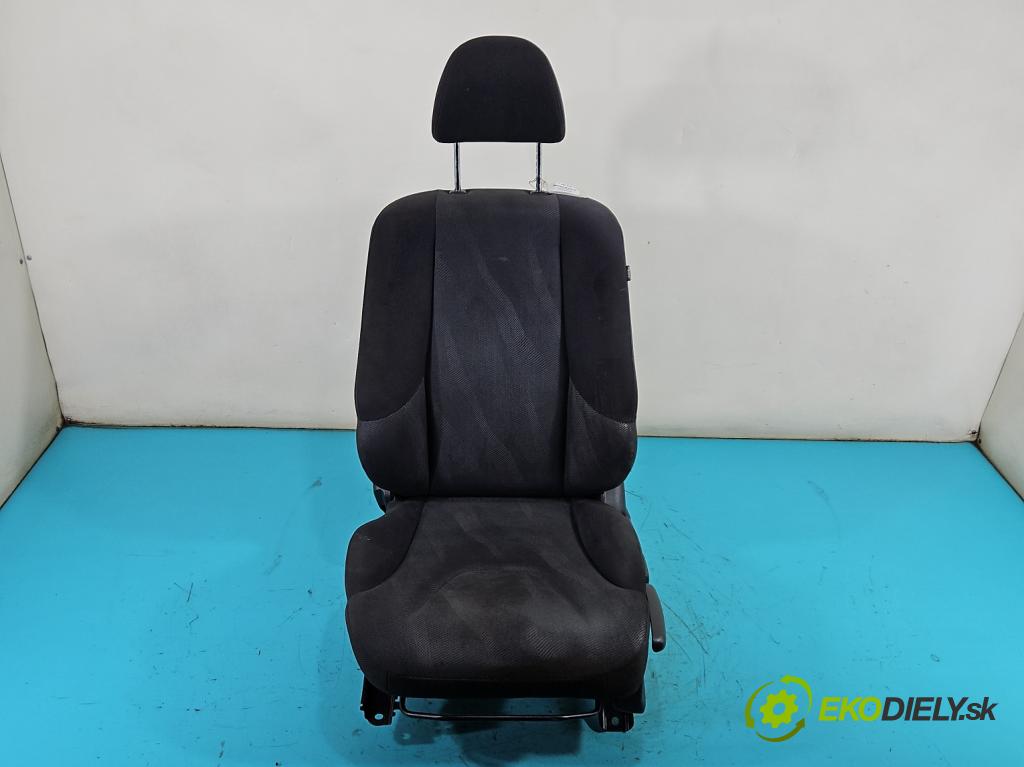 Honda Jazz III 2008-2014 1.3 16V 99 HP manual 73 kW 1339 cm3 5- Sedačka ľavý  (Sedadlo)