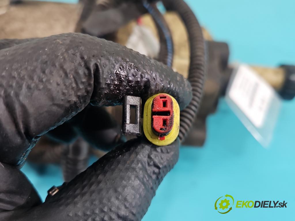 Opel Astra II 1998-2009 1.6 75 HP manual 55 kW 1598 cm3 5- čerpadlo posilovač 26078682 (Servočerpadlo)