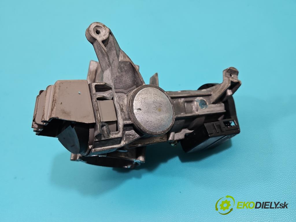Ford Focus Mk1 1998-2004 1.6 16V 101 HP manual 74 kW 1596 cm3 5- riadiaca jednotka motora 1S4F-12A650-ED
