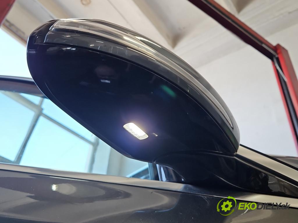 Mercedes E W213 2016-2023 2.0 CDI 194KM automatic 143 kW 1950 cm3 5- zpětné zrcátko pravé (Klika dveří ostatní)