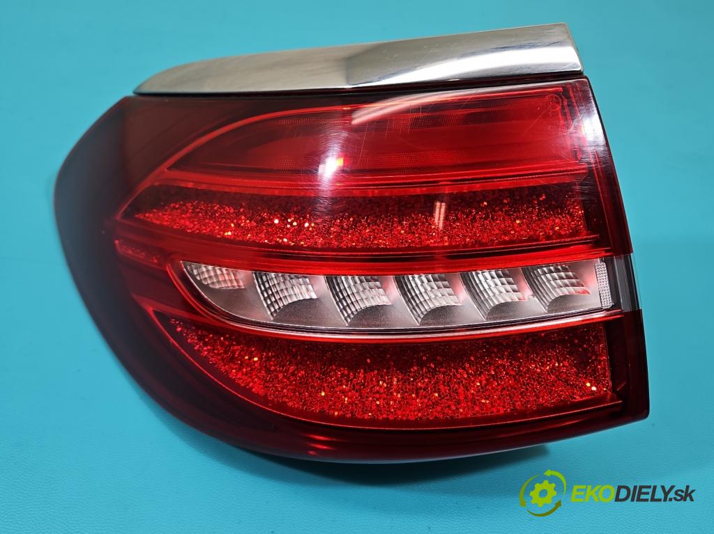 Mercedes E W213 2016-2023 2.0 CDI 194KM automatic 143 kW 1950 cm3 5- světlo zadní levé A2139068700 (Klika dveří ostatní)
