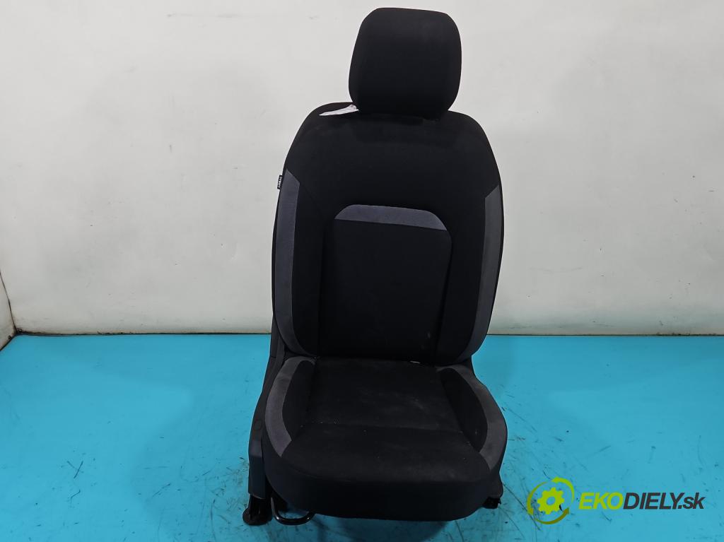 Dacia Duster II 2018-2024 1.6 16V 114 HP manual 84 kW 1598 cm3 5- Sedačka pravý  (Sedadlo)