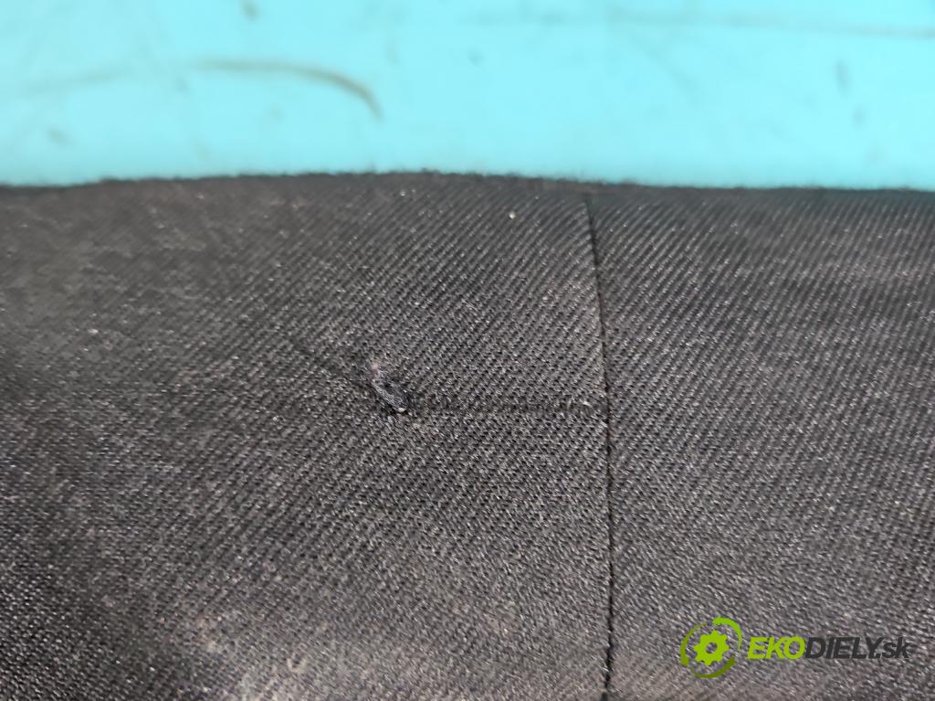 Dacia Duster II 2018-2024 1.6 16V 114 HP manual 84 kW 1598 cm3 5- Pohovka: zadné  (Sedadlo)