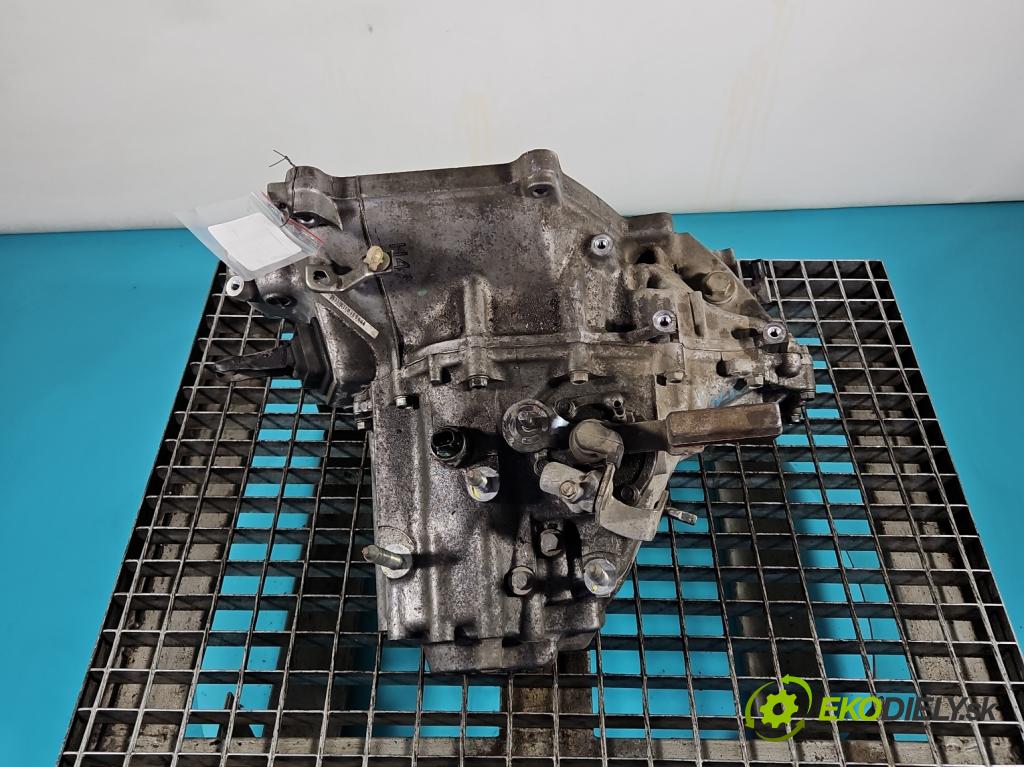 Honda Jazz III 2008-2014 1.3 16V 99 HP manual 73 kW 1339 cm3 5- prevodovka stupeň,rýchlosť manual CH4M