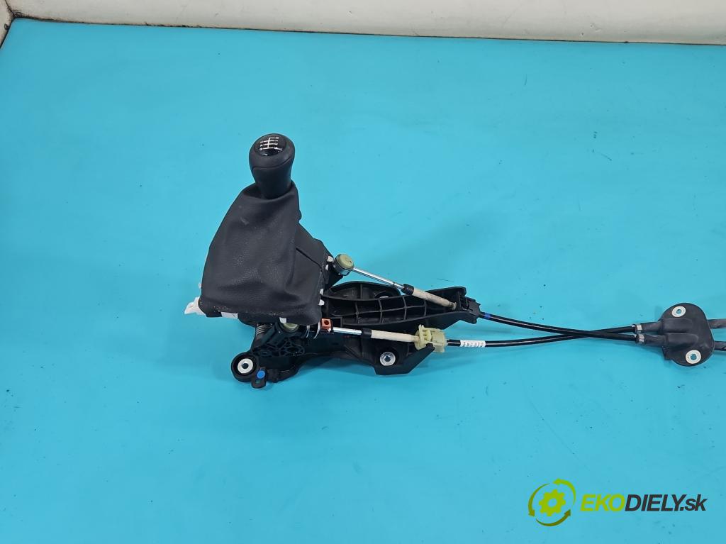 Mazda 3 II BL 2008-2013 1.6 CiTD 116 HP manual 85 kW 1560 cm3 5- Páka: Změny: stupeň,rýchlosť BFVX46100 (Rýchlostná páka (kulisa))