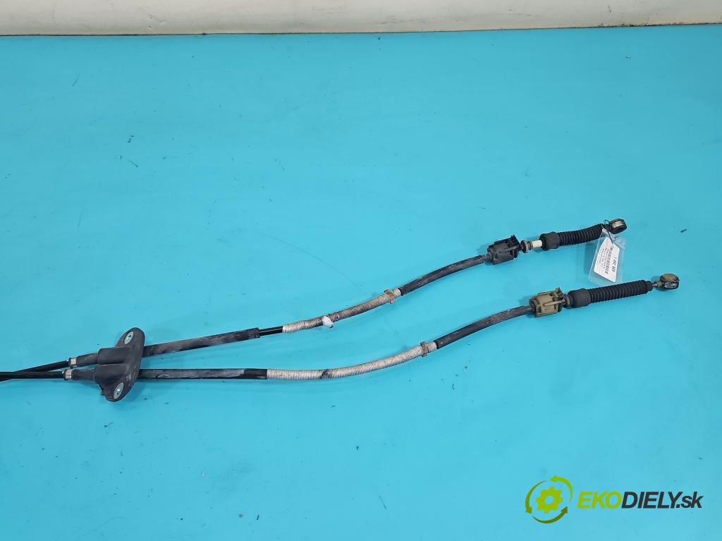 Mazda 3 II BL 2008-2013 1.6 CiTD 116 HP manual 85 kW 1560 cm3 5- Páka: Změny: stupeň,rýchlosť BFVX46100 (Rýchlostná páka (kulisa))