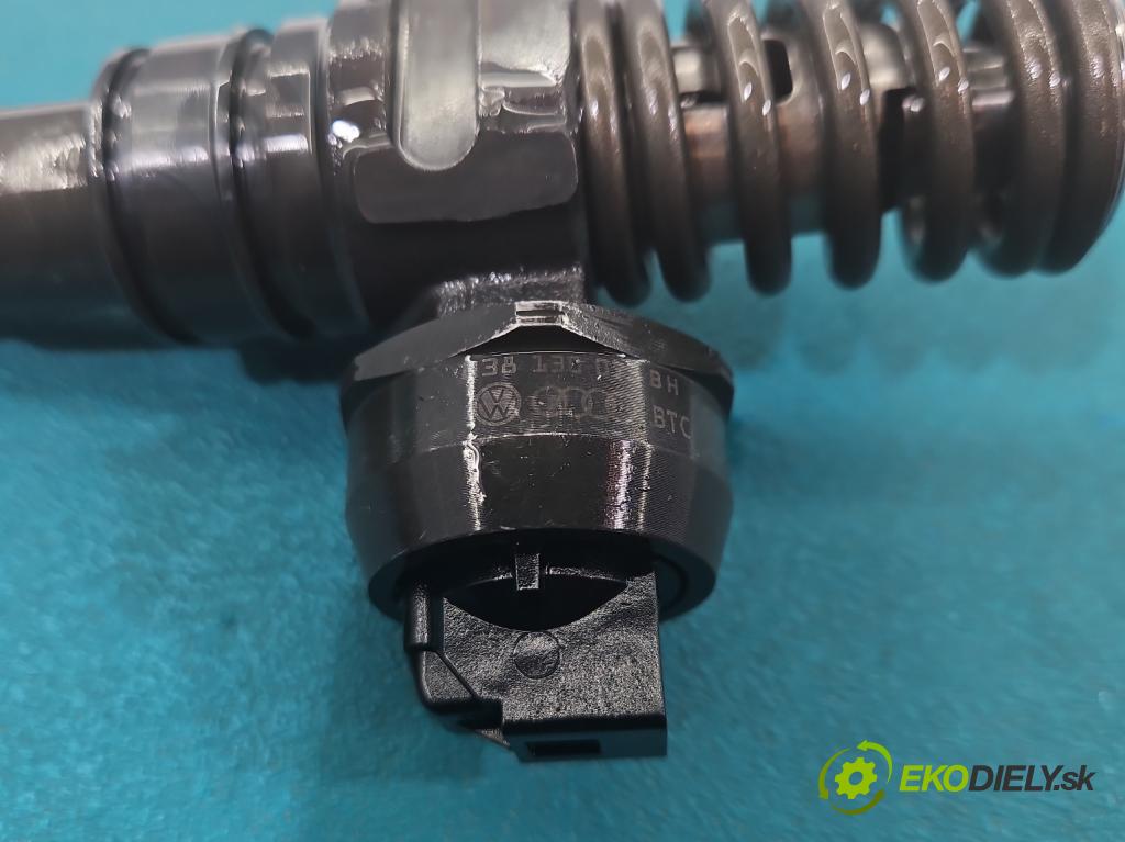 Audi A4 B7 2004-2008 1.9 tdi 116 HP manual 85 kW 1896 cm3 5- vstrekovacie čerpadlo 0414720230 (Vstrekovač paliva)