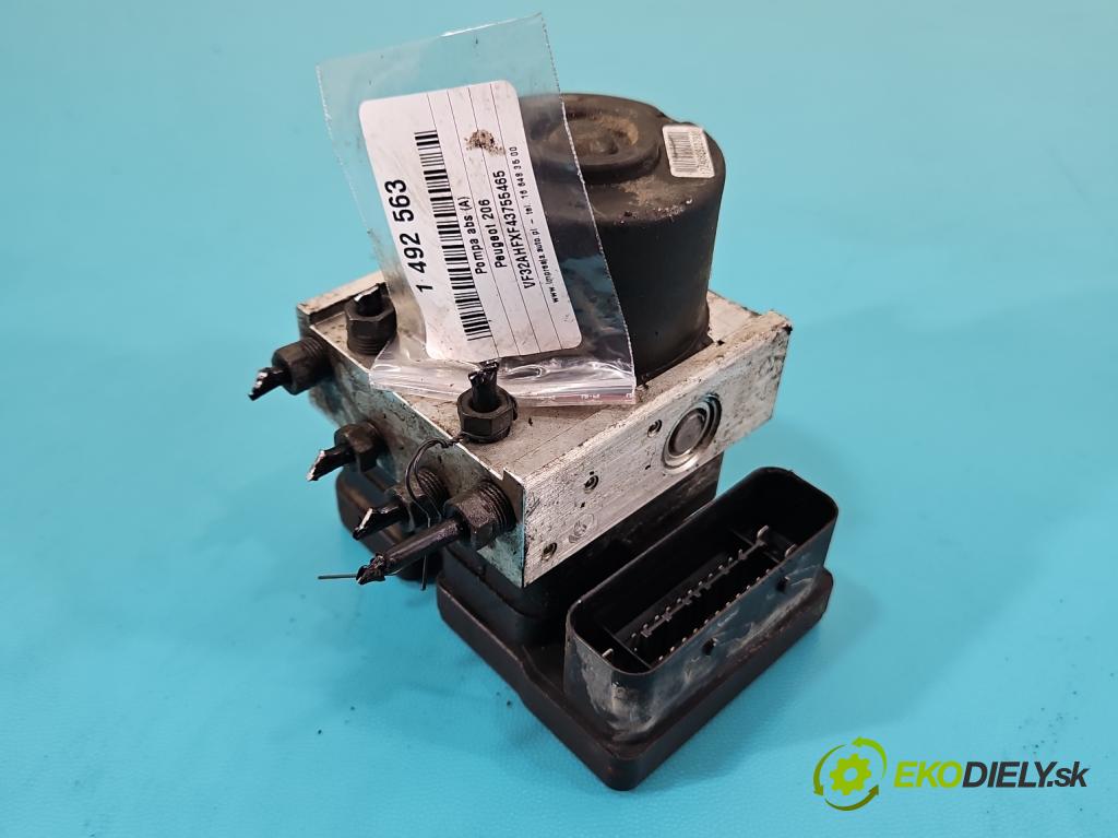 Peugeot 206 1.1 8V 60 HP manual 44,1 kW 1124 cm3 5- čerpadlo abs 9652342980 (Pumpa ABS)