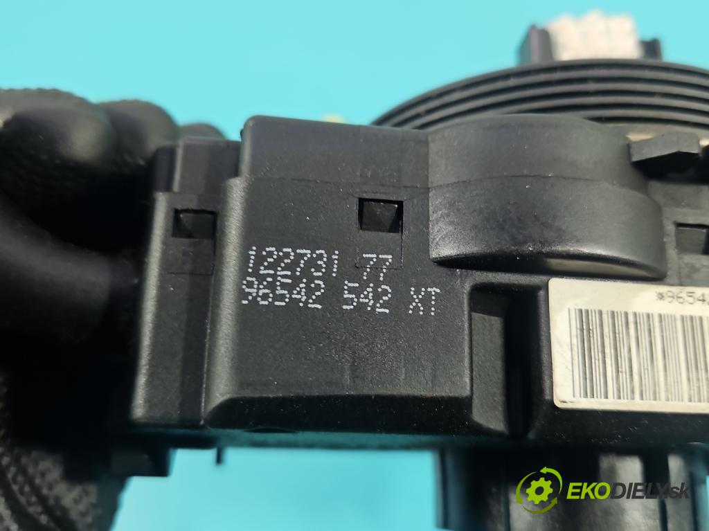 Peugeot 206 1.1 8V 60 HP manual 44,1 kW 1124 cm3 5- prepínač komplex: 96542542XT (Prepínacie páčky pod volantom)