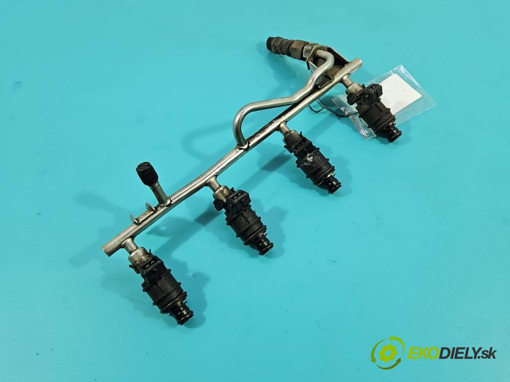 Opel Zafira A 1999-2005 1.8 16V 125 HP manual 92 kW 1796 cm3 5- vstrek 90536149 (Vstrekovač paliva)