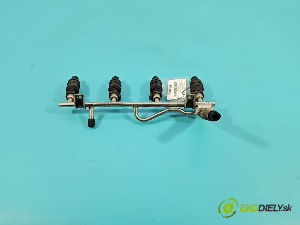 Opel Zafira A 1999-2005 1.8 16V 125 HP manual 92 kW 1796 cm3 5- vstrek 90536149 (Vstrekovač paliva)