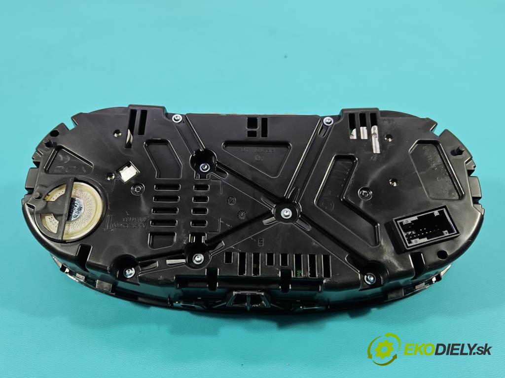 Skoda Fabia III 2014- 2021 1.2 TSI 90 HP manual 66 kW 1197 cm3 5- prístrojovka/ budíky 6V0920740B (Prístrojová doska)